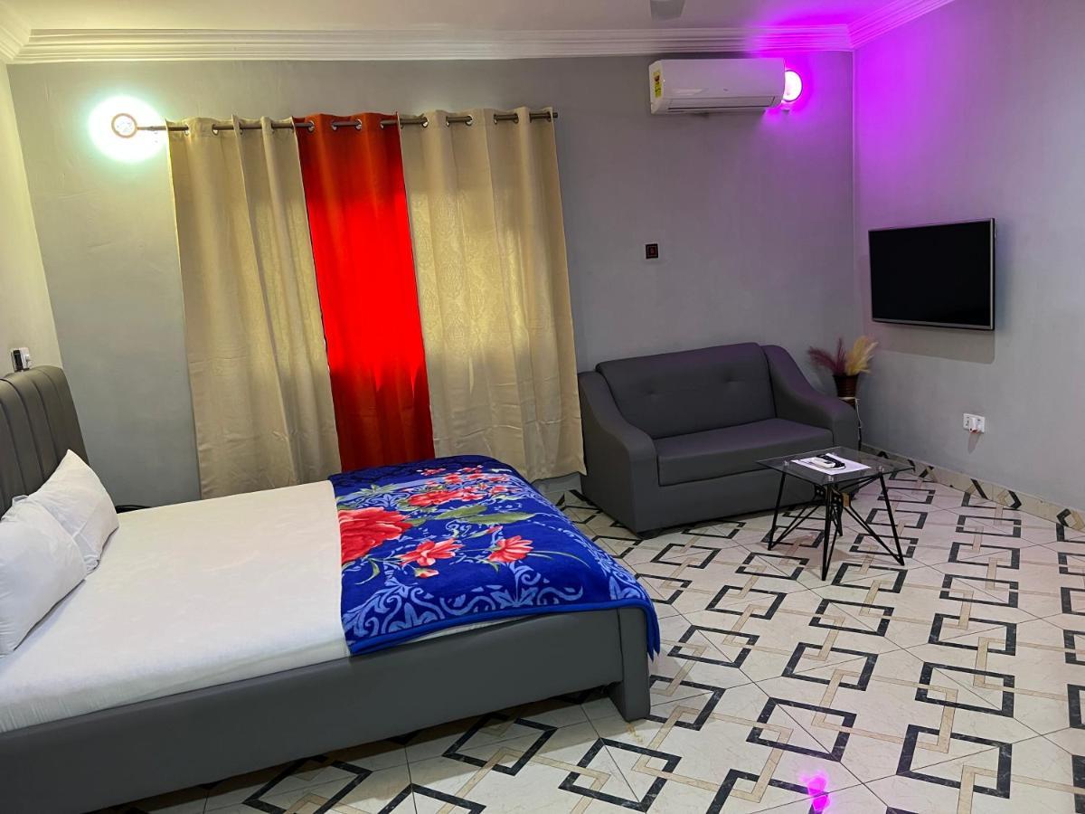 Bonsukoda Lodge Madina Eksteriør billede