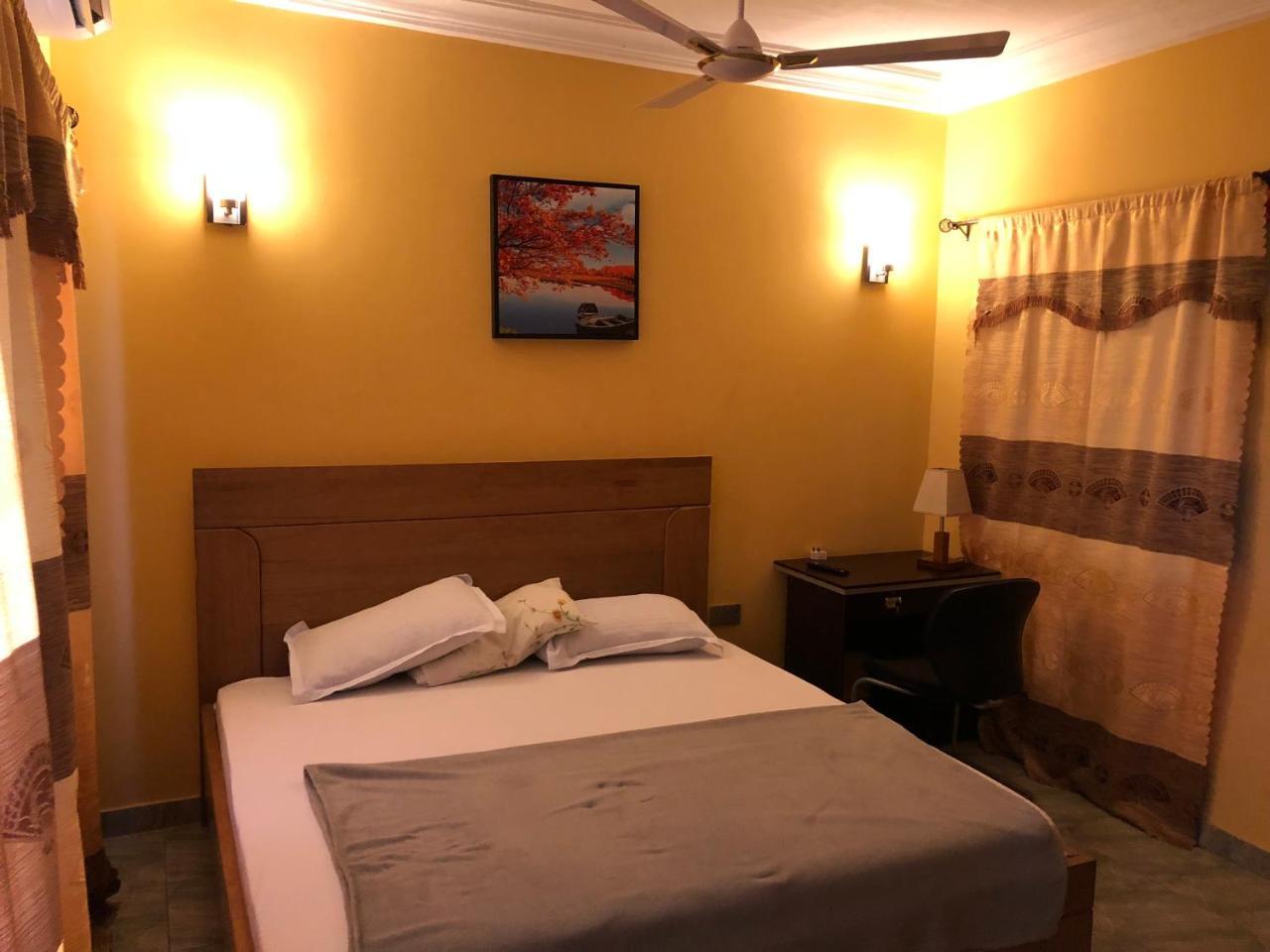 Bonsukoda Lodge Madina Eksteriør billede