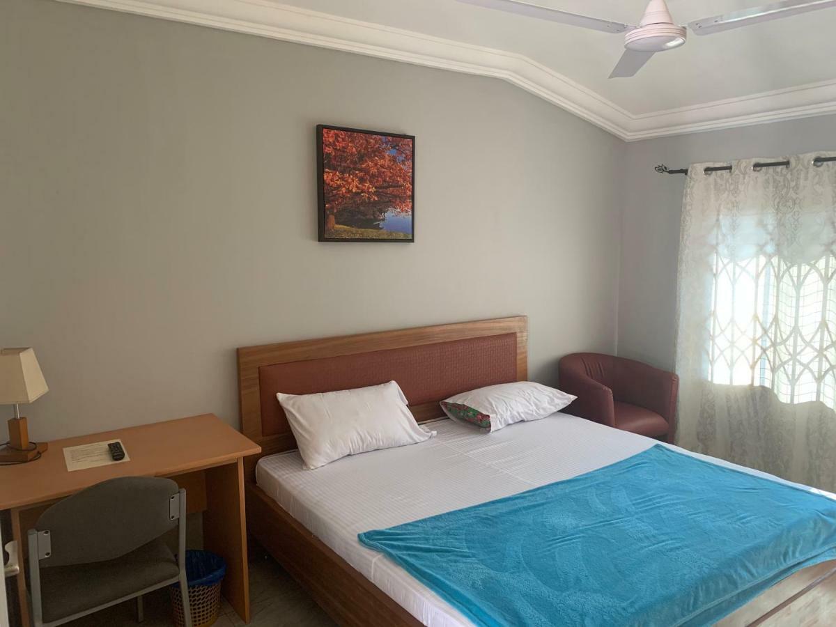 Bonsukoda Lodge Madina Eksteriør billede